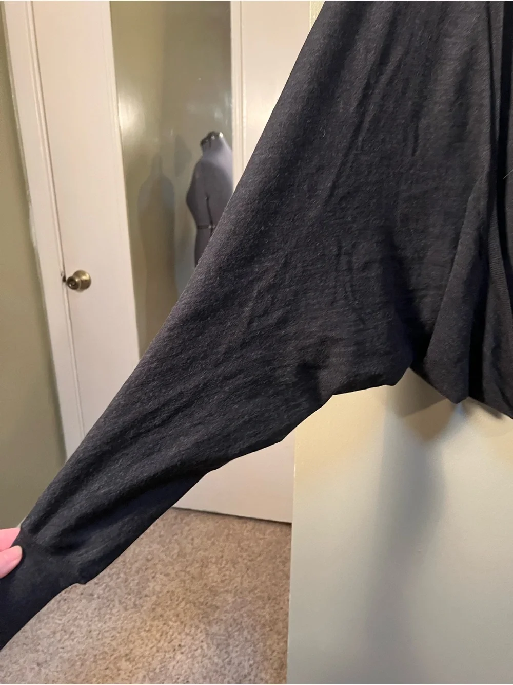 Women’s Size Small Open Front Circle Cardigan Sweater Dark Gray 100% Wool Italy